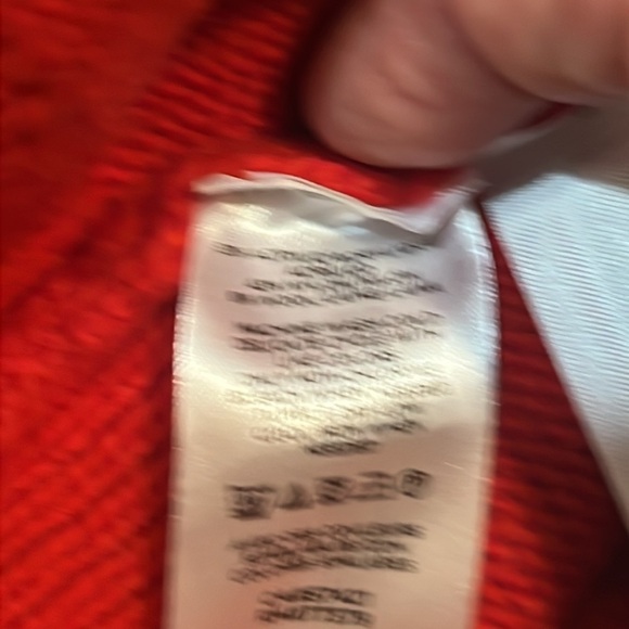 Ann Taylor beautiful, red and pink sweater - Picture 5 of 5